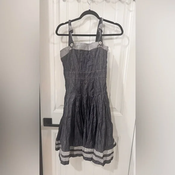 Karen Millen Black and Gray Striped Midi Dress - Picture 4 of 6